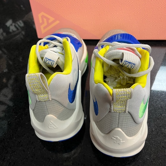 Zoom Freak 3 muti colors Sz 9 - Picture 5 of 8